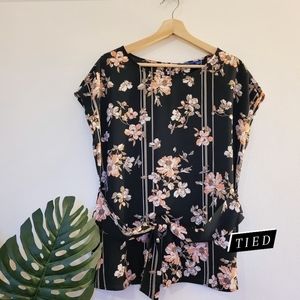 Apt 9 Dark Floral Blouse Size XL